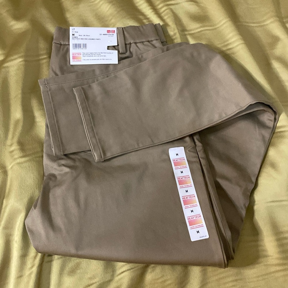 NWT Heattech High Rise Leggings Pants